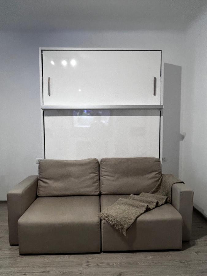 Cosy And Stylish Studio Bucarest Esterno foto